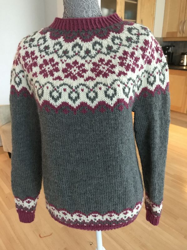 Solgløtt av Vanjastrikk -Oppskrift (selges kun med garn)