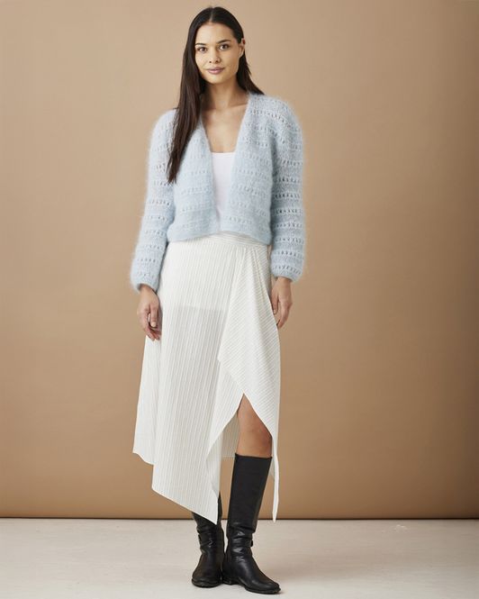 Hovedbilde Kort cardigan med hullmønster i Bellissima - Strikkepakke