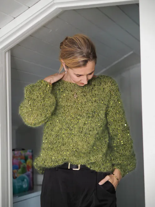 Hovedbilde Holidaysweater av Tove Lindtein | Strikkepakke