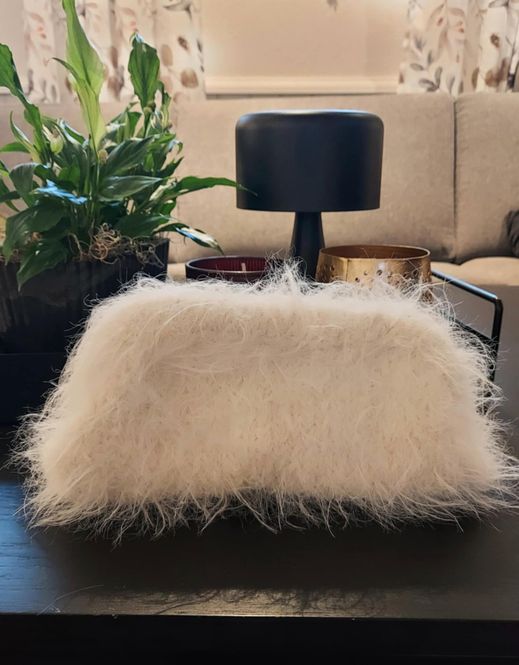 Hovedbilde Strikket Clutch-veske i Basta -Strikkepakke