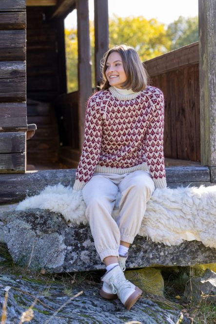 Hovedbilde Noor genser i Luna | Strikkepakke