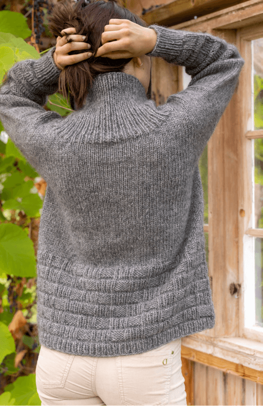 Ruta genser med høy hals i Blåne | Strikkepakke